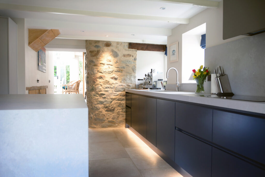 Now Kitchens Hampton Oxford Blue & Light Grey handleless kitchen cornwall